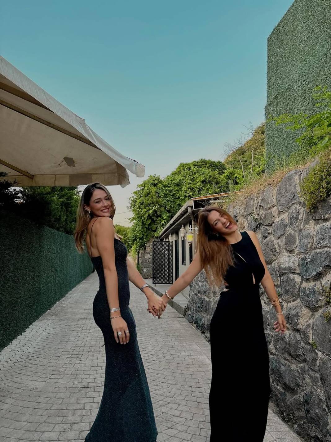 Zehra Güneş şaşırttı! Ne olduğu ortaya çıktı: El ele tutuşmuştu 6